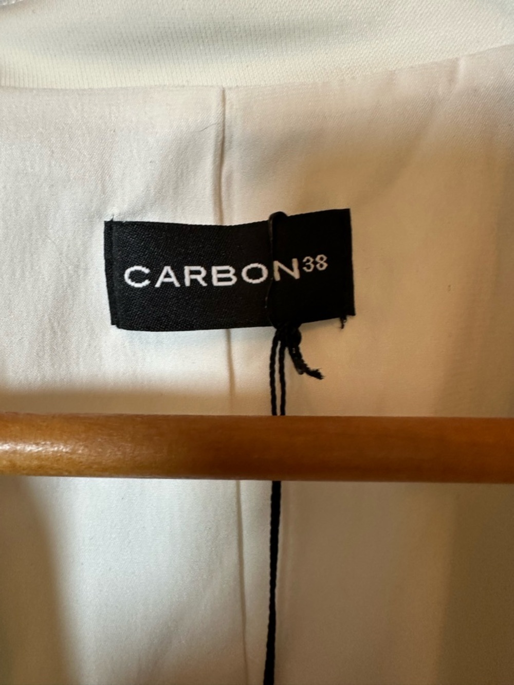 Carbon 38 Ivory Belted Blazer - Picture 2 of 4